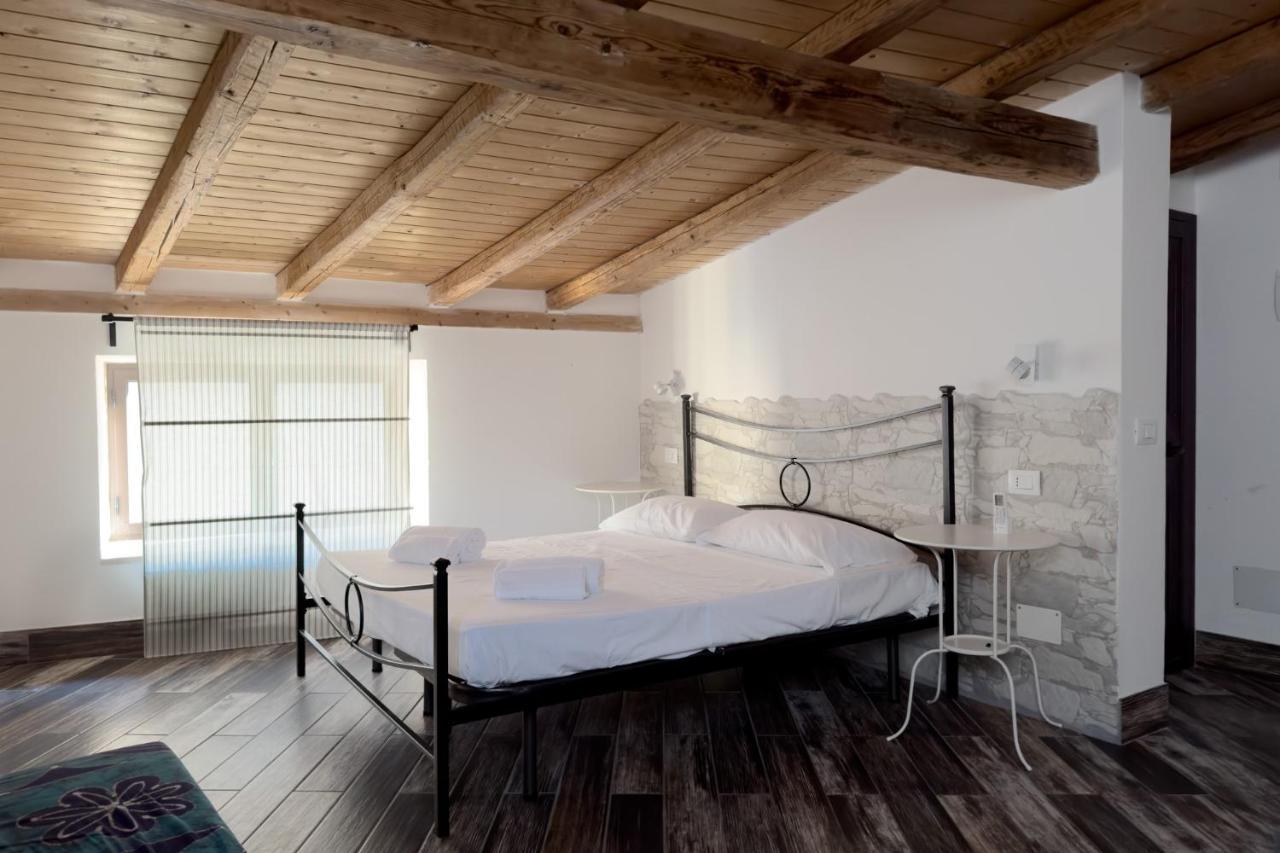 Апартаменты Scuderi House 2 Катания Экстерьер фото